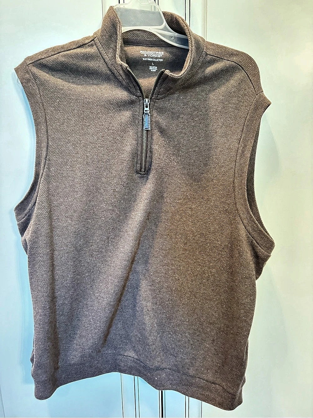 Roundtree & Yorke Quarter Zip Mock Neck Sweater Vest Brown